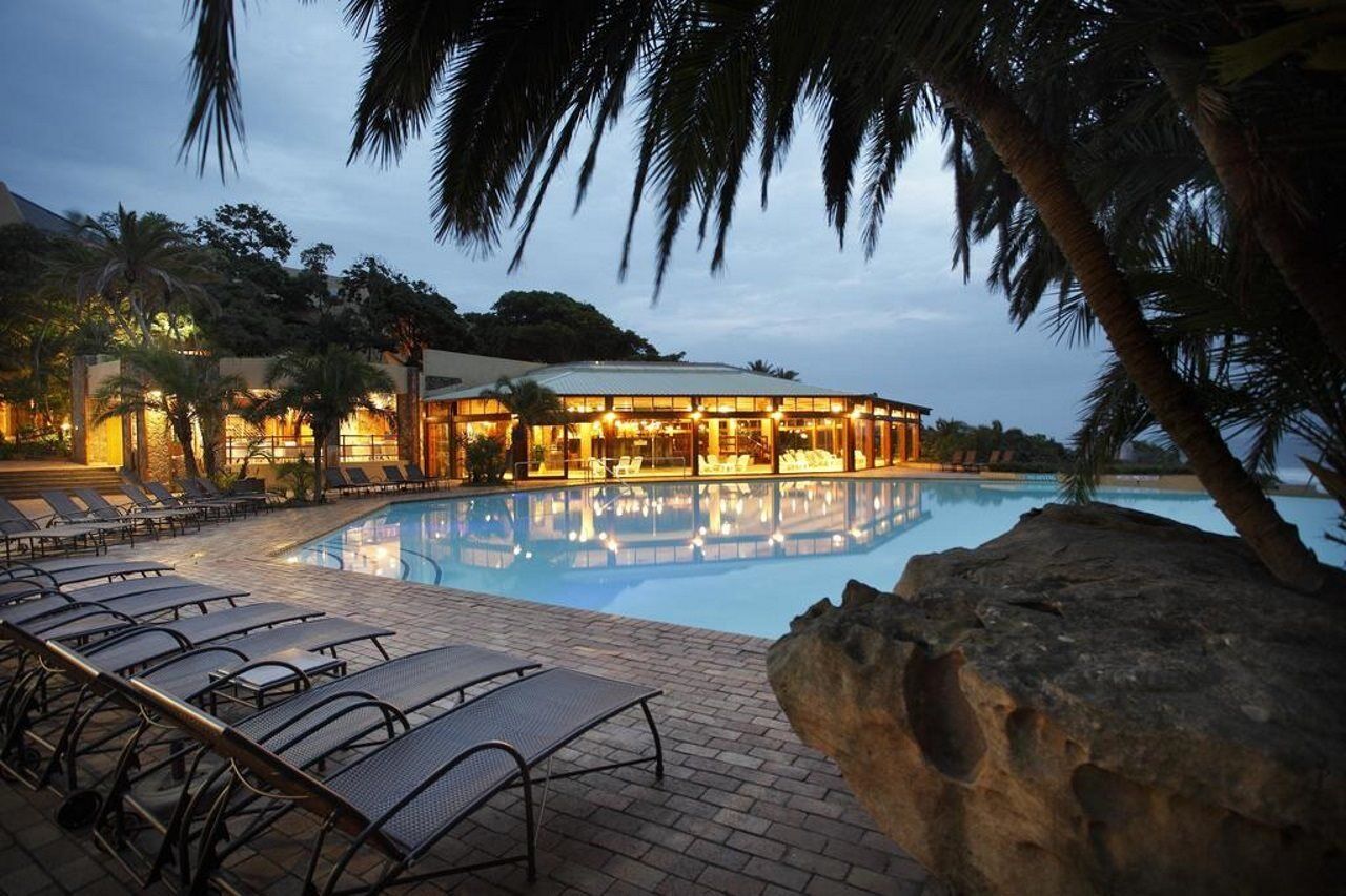Hotel Wild Coast Sun à Port Edward Extérieur photo